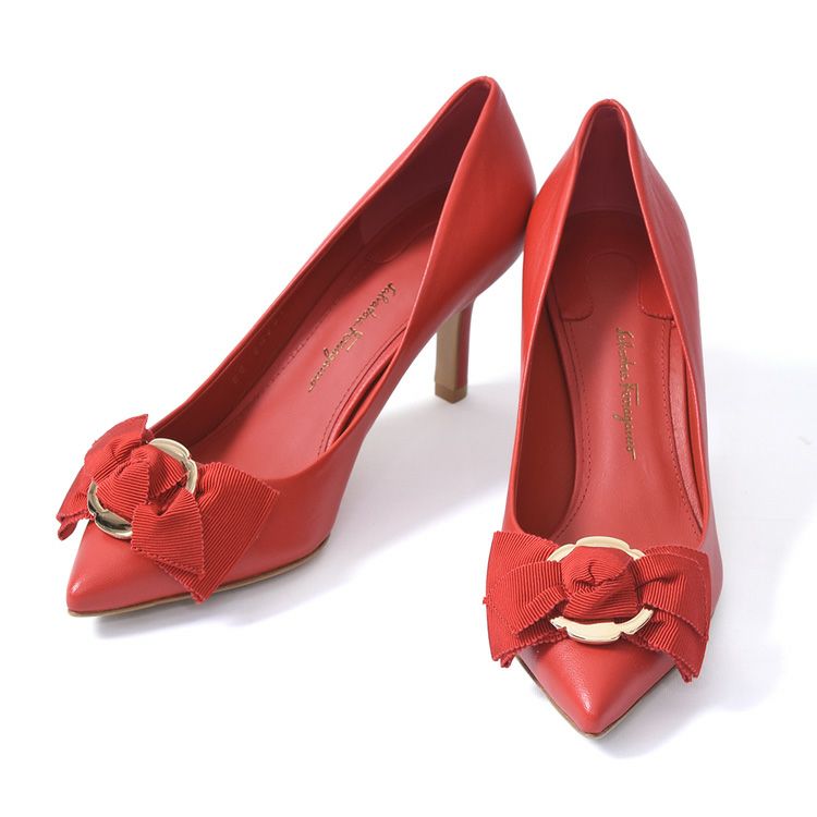 フェラガモ パンプス TALLA (タッラ) ポインテッドトゥ レザー 0684800