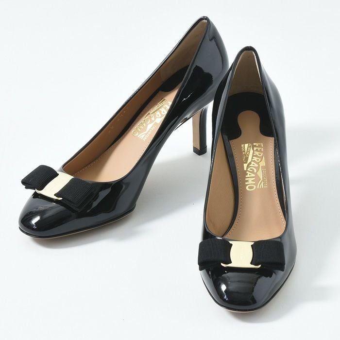 ERICE エリーチェ 7cmヒール エナメル レディースパンプス |フェラガモ