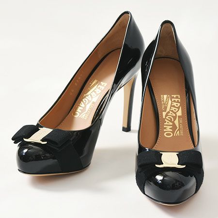 ヴァラリボン 9cm ハイヒール エナメルパンプス |フェラガモ Ferragamo