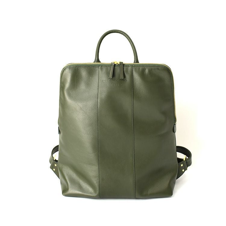 雨をはじくはっ水加工 A4もパソコンも入る 本革レザーリュック 大容量